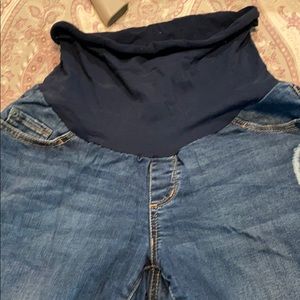 Excellent condition maternity capris